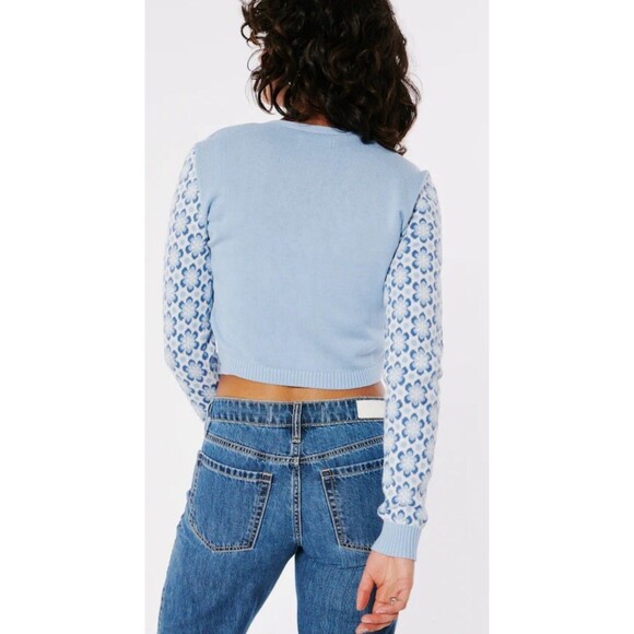 Hollister Women's Blue/White Cropped Button Up Cardigan Sweater Size Large NWOT - Picture 2 of 8